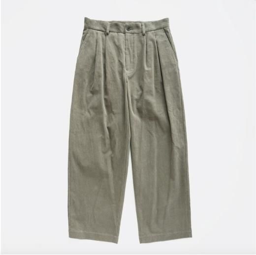 <img class='new_mark_img1' src='https://img.shop-pro.jp/img/new/icons1.gif' style='border:none;display:inline;margin:0px;padding:0px;width:auto;' />CORDUROY TUCK PANTS 