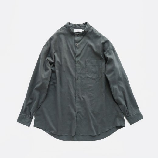 <img class='new_mark_img1' src='https://img.shop-pro.jp/img/new/icons1.gif' style='border:none;display:inline;margin:0px;padding:0px;width:auto;' />COTTON CASHMERE L/S OVERSIZED BAND COLLAR SHIRT