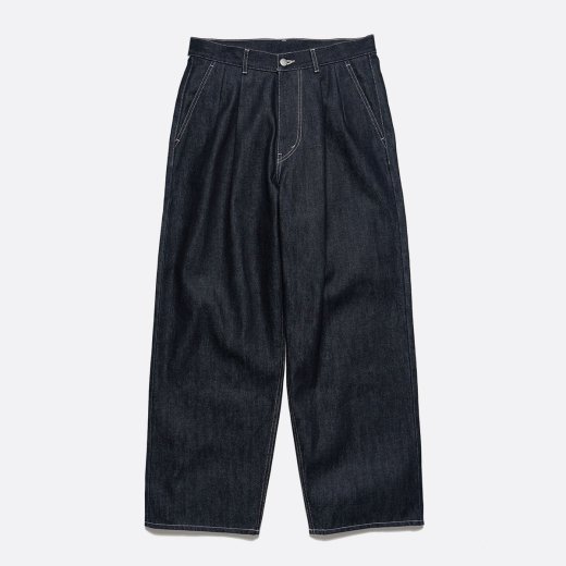 <img class='new_mark_img1' src='https://img.shop-pro.jp/img/new/icons1.gif' style='border:none;display:inline;margin:0px;padding:0px;width:auto;' />SELVAGE DENIM TWO TUCK PANTS