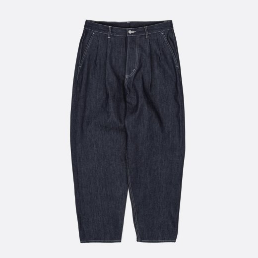 <img class='new_mark_img1' src='https://img.shop-pro.jp/img/new/icons1.gif' style='border:none;display:inline;margin:0px;padding:0px;width:auto;' />SELVAGE DENIM TWO TUCK TAPERED PANTS