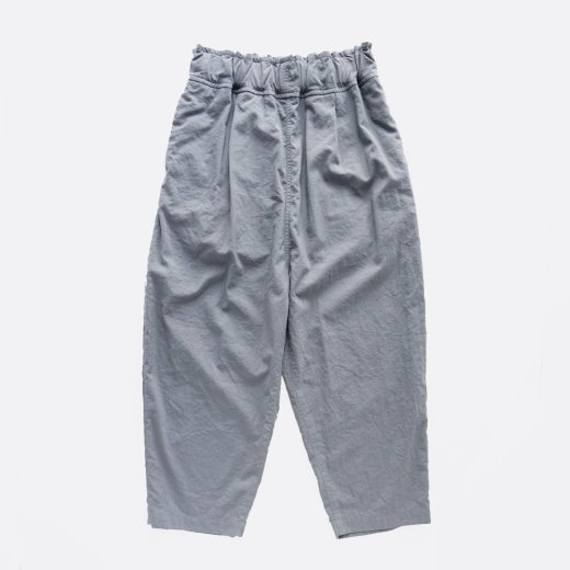 <img class='new_mark_img1' src='https://img.shop-pro.jp/img/new/icons1.gif' style='border:none;display:inline;margin:0px;padding:0px;width:auto;' />AIR TEXTURED NYLON YARN MATTE OX CLOTH TAPERED PANTS