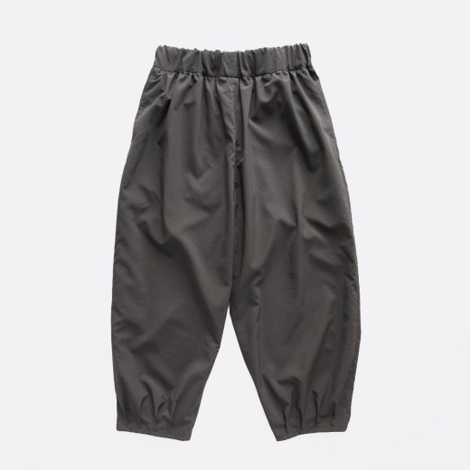 <img class='new_mark_img1' src='https://img.shop-pro.jp/img/new/icons1.gif' style='border:none;display:inline;margin:0px;padding:0px;width:auto;' />COTTON LIKE POLYESTER TYPEWRITER CLOTH TUCK PANTS