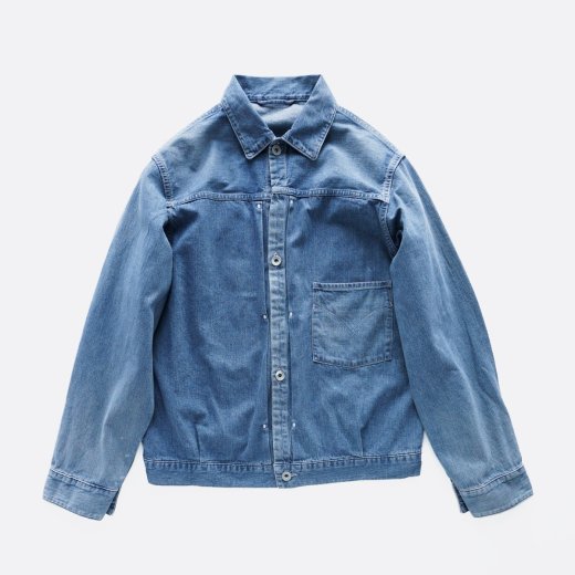 <img class='new_mark_img1' src='https://img.shop-pro.jp/img/new/icons1.gif' style='border:none;display:inline;margin:0px;padding:0px;width:auto;' />LIGHT OZ DENIM PLEATED BLOUSE