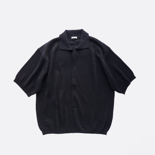 <img class='new_mark_img1' src='https://img.shop-pro.jp/img/new/icons1.gif' style='border:none;display:inline;margin:0px;padding:0px;width:auto;' />TWISTED LOOSE MILANO RIB KNIT POLO