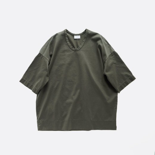 <img class='new_mark_img1' src='https://img.shop-pro.jp/img/new/icons1.gif' style='border:none;display:inline;margin:0px;padding:0px;width:auto;' />COTTON HIGH GAUGE JERSEY STITCH OVERSIZE CUTSEWN