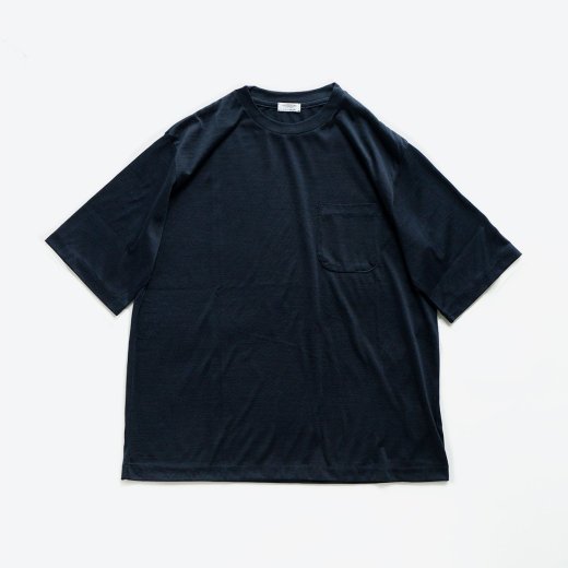 <img class='new_mark_img1' src='https://img.shop-pro.jp/img/new/icons1.gif' style='border:none;display:inline;margin:0px;padding:0px;width:auto;' />SILK POCKET TEE