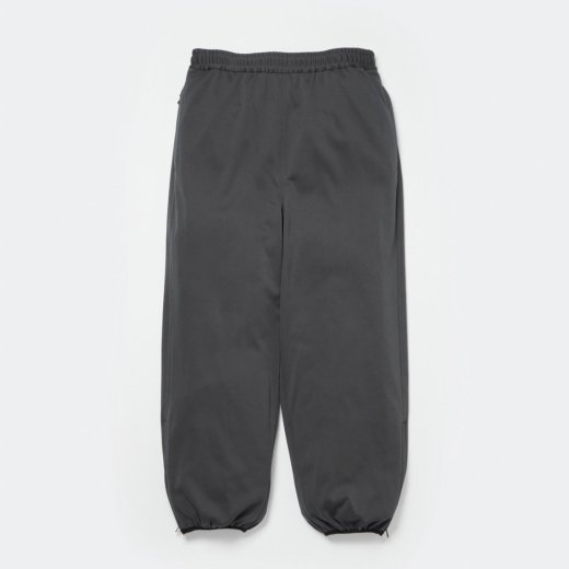 <img class='new_mark_img1' src='https://img.shop-pro.jp/img/new/icons1.gif' style='border:none;display:inline;margin:0px;padding:0px;width:auto;' />TECH TRACK PANTS