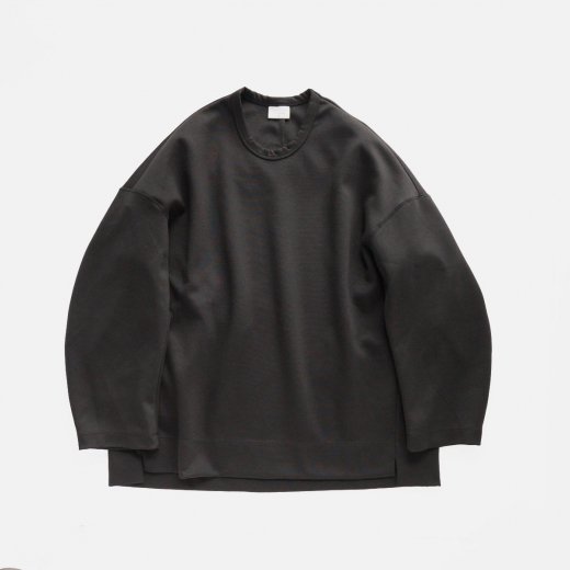 <img class='new_mark_img1' src='https://img.shop-pro.jp/img/new/icons1.gif' style='border:none;display:inline;margin:0px;padding:0px;width:auto;' />POLYESTER SPRINGY DOUBLE KNIT CUT&SEWN