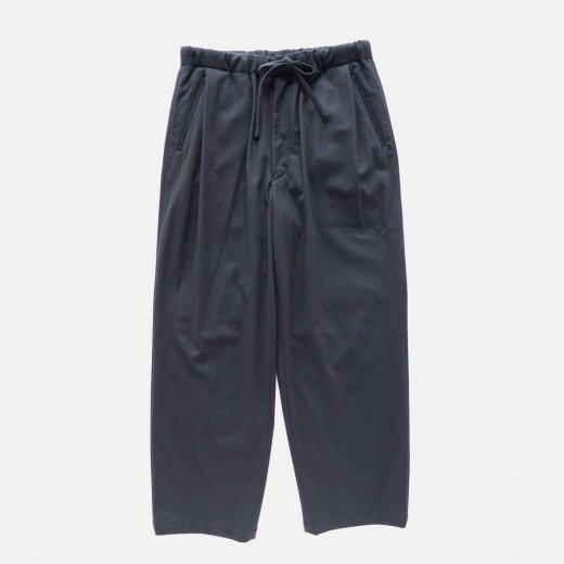 <img class='new_mark_img1' src='https://img.shop-pro.jp/img/new/icons1.gif' style='border:none;display:inline;margin:0px;padding:0px;width:auto;' />SUPER FINE WOOL CHECKED DRAWSTRING PANTS