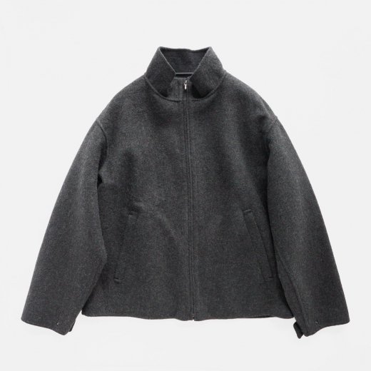 <img class='new_mark_img1' src='https://img.shop-pro.jp/img/new/icons1.gif' style='border:none;display:inline;margin:0px;padding:0px;width:auto;' />CASHMERE MELTON SHORT ZIP BLOUSON