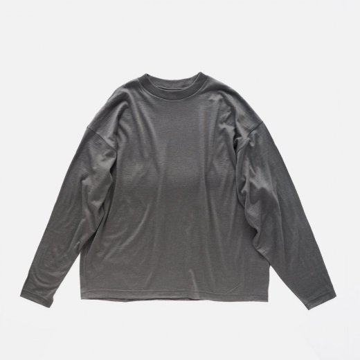 <img class='new_mark_img1' src='https://img.shop-pro.jp/img/new/icons1.gif' style='border:none;display:inline;margin:0px;padding:0px;width:auto;' />C/N TAPERED OVERSIZED LONG SLEEVE