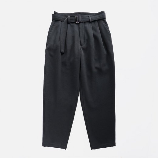 <img class='new_mark_img1' src='https://img.shop-pro.jp/img/new/icons1.gif' style='border:none;display:inline;margin:0px;padding:0px;width:auto;' />CAVALRY TWILL BELTED PANTS