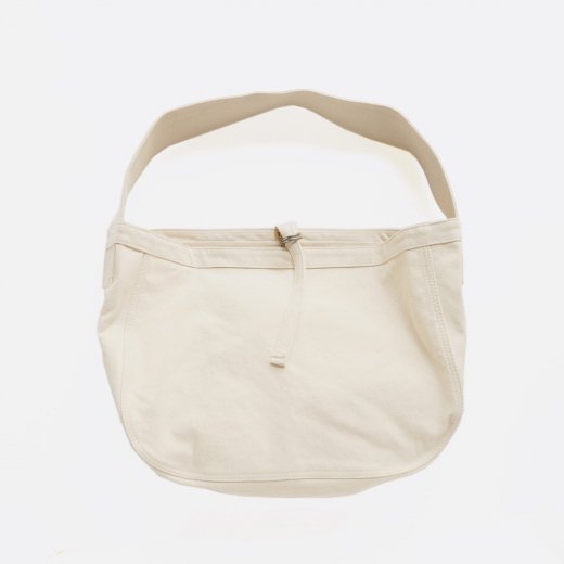 <img class='new_mark_img1' src='https://img.shop-pro.jp/img/new/icons1.gif' style='border:none;display:inline;margin:0px;padding:0px;width:auto;' />LOT.004 NEWSBOY BAG