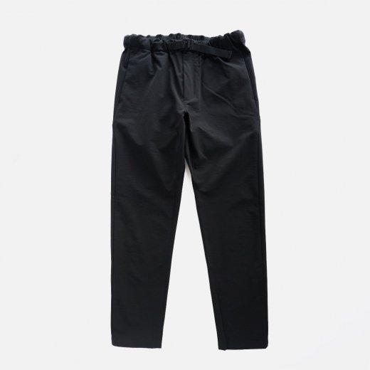 <img class='new_mark_img1' src='https://img.shop-pro.jp/img/new/icons1.gif' style='border:none;display:inline;margin:0px;padding:0px;width:auto;' />SLIM TAPERED STRETCH PANTS