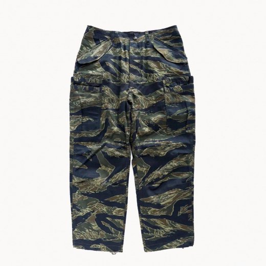 <img class='new_mark_img1' src='https://img.shop-pro.jp/img/new/icons1.gif' style='border:none;display:inline;margin:0px;padding:0px;width:auto;' />OVERGROWN PANTS TIGER TWILL