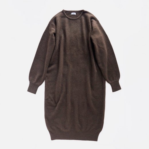 <img class='new_mark_img1' src='https://img.shop-pro.jp/img/new/icons1.gif' style='border:none;display:inline;margin:0px;padding:0px;width:auto;' />INNOCENT YAK ROUND NECK DRESS