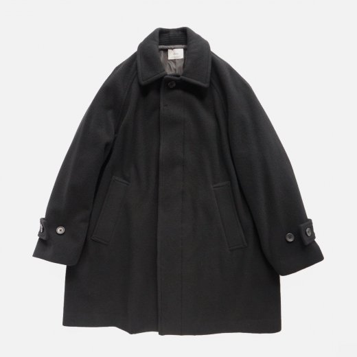 <img class='new_mark_img1' src='https://img.shop-pro.jp/img/new/icons1.gif' style='border:none;display:inline;margin:0px;padding:0px;width:auto;' />WOOL STAIN COLLAR HALF COAT