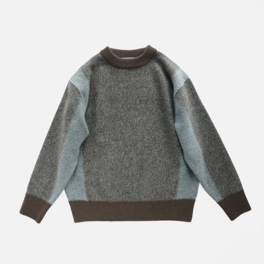 <img class='new_mark_img1' src='https://img.shop-pro.jp/img/new/icons1.gif' style='border:none;display:inline;margin:0px;padding:0px;width:auto;' />YAK LAMB WOOL INTARSIA - TRICOLOR CREWNECK SWEATER