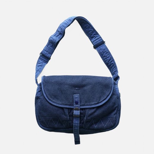 <img class='new_mark_img1' src='https://img.shop-pro.jp/img/new/icons1.gif' style='border:none;display:inline;margin:0px;padding:0px;width:auto;' />PC KENDO SHOULDER BAG M