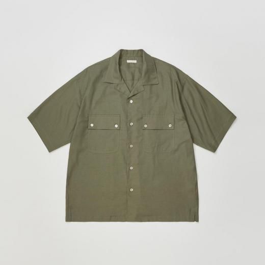 <img class='new_mark_img1' src='https://img.shop-pro.jp/img/new/icons1.gif' style='border:none;display:inline;margin:0px;padding:0px;width:auto;' />SILKY SOFT TWILL O/C SHIRT