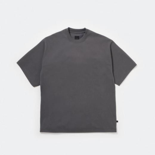 <img class='new_mark_img1' src='https://img.shop-pro.jp/img/new/icons1.gif' style='border:none;display:inline;margin:0px;padding:0px;width:auto;' />TECH DRAWSTRING S/S TEE