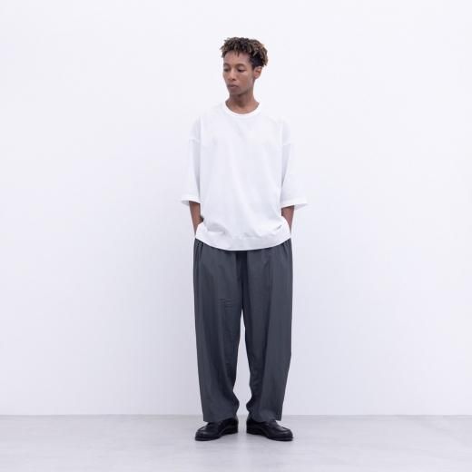 <img class='new_mark_img1' src='https://img.shop-pro.jp/img/new/icons1.gif' style='border:none;display:inline;margin:0px;padding:0px;width:auto;' />VISCOSE & NYLON LIGHT POPLIN WAIST DART GATHER PANT (MID GREY)