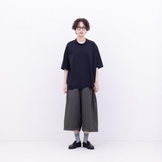 <img class='new_mark_img1' src='https://img.shop-pro.jp/img/new/icons1.gif' style='border:none;display:inline;margin:0px;padding:0px;width:auto;' />HIGH TWISTED COTTON JERSEY STITCH CUT&SEWN (MIDNIGHT)