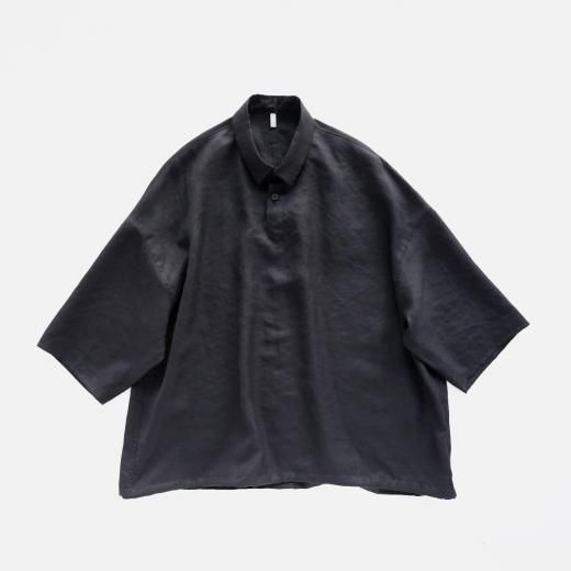 <img class='new_mark_img1' src='https://img.shop-pro.jp/img/new/icons1.gif' style='border:none;display:inline;margin:0px;padding:0px;width:auto;' />SLUB TRIACETATE TWILL HALF SLEEVE SHIRT