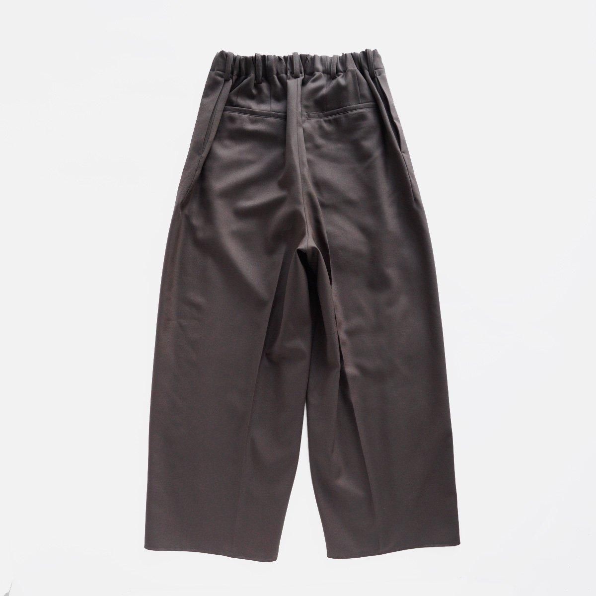 DRAPING CROTCH BOX PLEATS NO TUCK TROUSERS - 香川県高松市の DRAPING CROTCH BOX PLEATS NO TUCK TROUSERS - 香川県高松市の