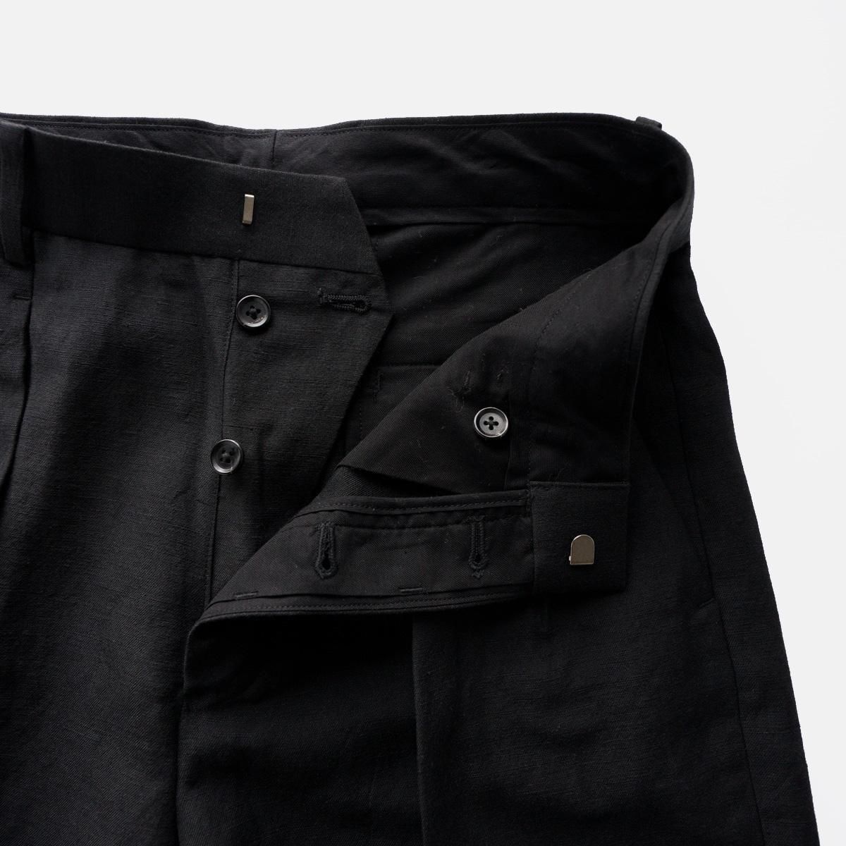 【Nikki】W/LI 2TUCK WIDE TAPERED Nikki ESSENTIAL PIECES】 Co/Li Basque T-shirt 18,000 +tax W