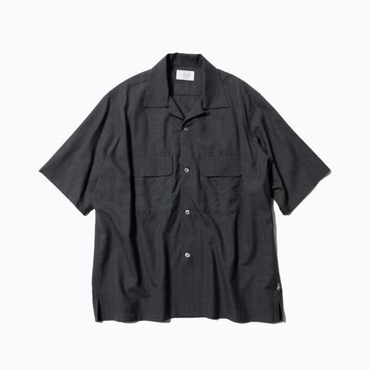 <img class='new_mark_img1' src='https://img.shop-pro.jp/img/new/icons1.gif' style='border:none;display:inline;margin:0px;padding:0px;width:auto;' />UNLIKELY 2P SPORTS OPEN SHIRTS S/S TROPICAL