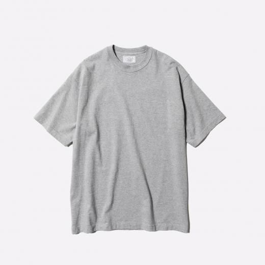 <img class='new_mark_img1' src='https://img.shop-pro.jp/img/new/icons1.gif' style='border:none;display:inline;margin:0px;padding:0px;width:auto;' />UNLIKELY AUTHENTIC TEE S/S