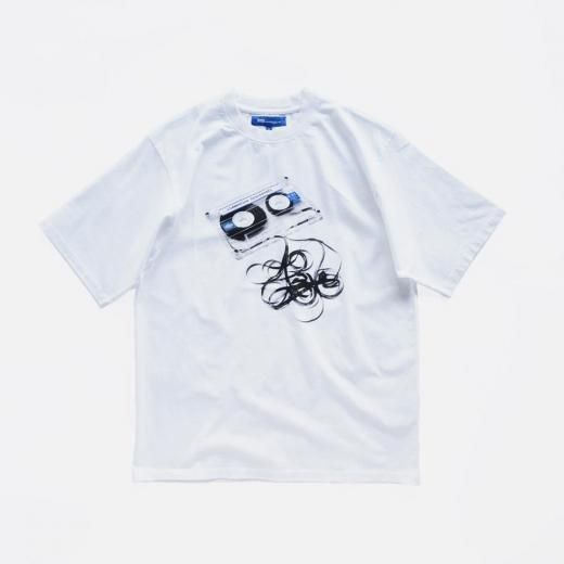 <img class='new_mark_img1' src='https://img.shop-pro.jp/img/new/icons1.gif' style='border:none;display:inline;margin:0px;padding:0px;width:auto;' />CASSETTE T-SHIRT