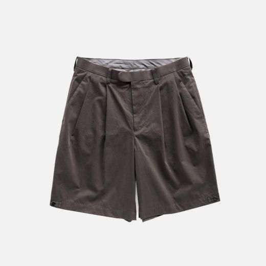 <img class='new_mark_img1' src='https://img.shop-pro.jp/img/new/icons1.gif' style='border:none;display:inline;margin:0px;padding:0px;width:auto;' />SHORT TROUSER
