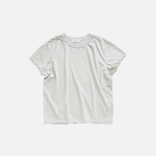 <img class='new_mark_img1' src='https://img.shop-pro.jp/img/new/icons1.gif' style='border:none;display:inline;margin:0px;padding:0px;width:auto;' />FRESCA SINGLE JERSEY COMPACT T-SHIRT