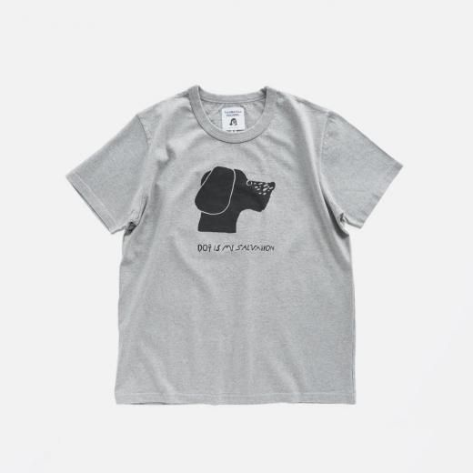 <img class='new_mark_img1' src='https://img.shop-pro.jp/img/new/icons1.gif' style='border:none;display:inline;margin:0px;padding:0px;width:auto;' />DOG IS MY SALVATION Tee designed by Yachiyo Katsuyama