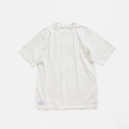 <img class='new_mark_img1' src='https://img.shop-pro.jp/img/new/icons1.gif' style='border:none;display:inline;margin:0px;padding:0px;width:auto;' />BOXY T-SHIRT