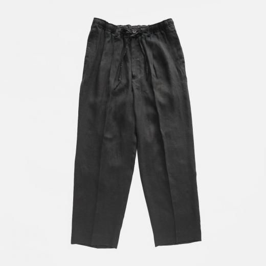 <img class='new_mark_img1' src='https://img.shop-pro.jp/img/new/icons1.gif' style='border:none;display:inline;margin:0px;padding:0px;width:auto;' />HEMP SHIRTING CLASSIC FIT TWO TUCK EASY TROUSERS