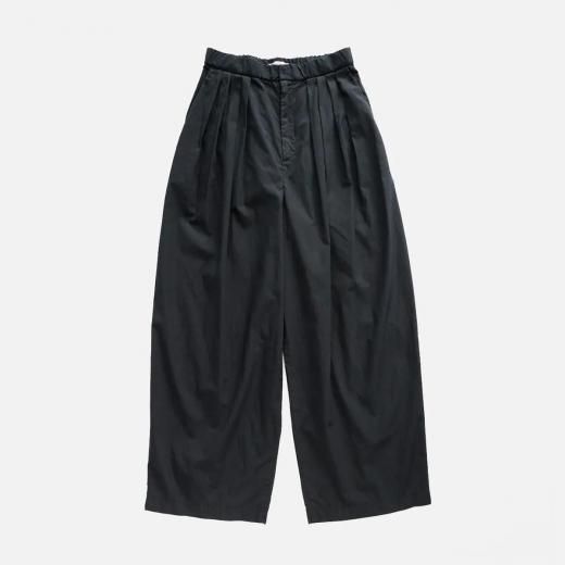 <img class='new_mark_img1' src='https://img.shop-pro.jp/img/new/icons1.gif' style='border:none;display:inline;margin:0px;padding:0px;width:auto;' />COTTON LAWN TUCKED EASY PANTS