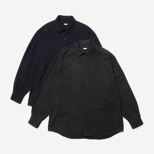 <img class='new_mark_img1' src='https://img.shop-pro.jp/img/new/icons1.gif' style='border:none;display:inline;margin:0px;padding:0px;width:auto;' />WOOL REGULAR COLLAR SHIRT