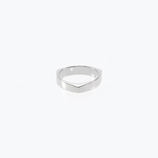 <img class='new_mark_img1' src='https://img.shop-pro.jp/img/new/icons1.gif' style='border:none;display:inline;margin:0px;padding:0px;width:auto;' />TRIANGLE 3D RING