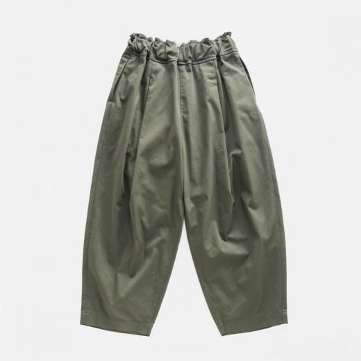 <img class='new_mark_img1' src='https://img.shop-pro.jp/img/new/icons1.gif' style='border:none;display:inline;margin:0px;padding:0px;width:auto;' />COTTON & POLYESTER HIGHCOUNT CHINO DIAMOND PANT