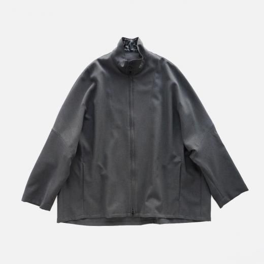 <img class='new_mark_img1' src='https://img.shop-pro.jp/img/new/icons1.gif' style='border:none;display:inline;margin:0px;padding:0px;width:auto;' />OCTAGRAM POLYESTER MATTE PLAIN FABRIC DOLMAN SLEEVE BLOUSON