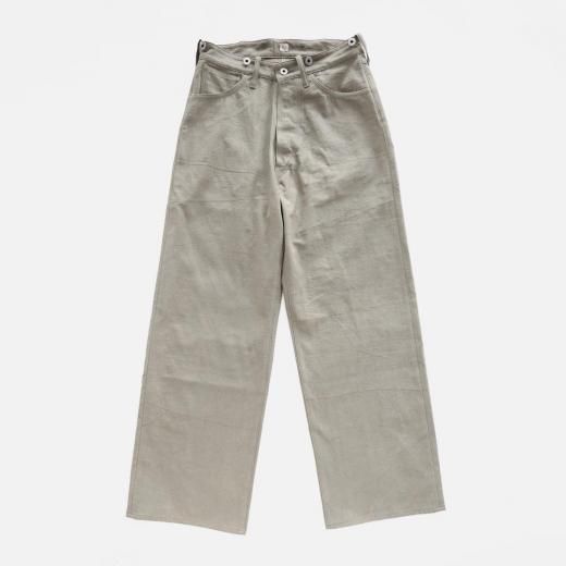 <img class='new_mark_img1' src='https://img.shop-pro.jp/img/new/icons1.gif' style='border:none;display:inline;margin:0px;padding:0px;width:auto;' />LOT.209 BUCKLE-BACKED TROUSERS