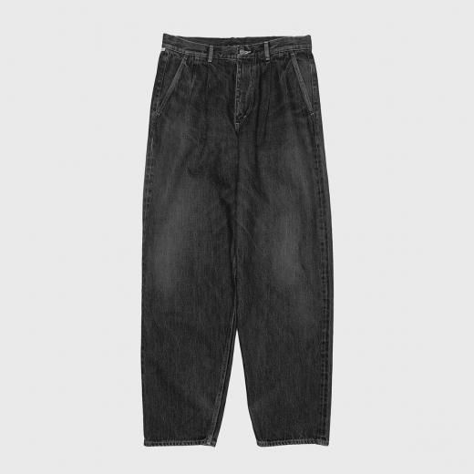 <img class='new_mark_img1' src='https://img.shop-pro.jp/img/new/icons1.gif' style='border:none;display:inline;margin:0px;padding:0px;width:auto;' />SELVAGE DENIM TWO TUCK TAPERED PANTS