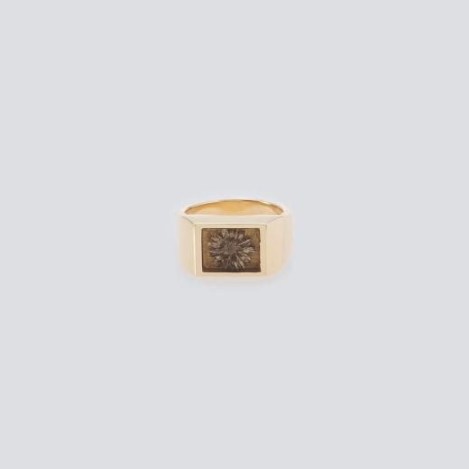 <img class='new_mark_img1' src='https://img.shop-pro.jp/img/new/icons1.gif' style='border:none;display:inline;margin:0px;padding:0px;width:auto;' />SIGNET RING with GOLDEN PALM FLOWER