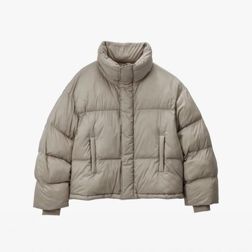 <img class='new_mark_img1' src='https://img.shop-pro.jp/img/new/icons1.gif' style='border:none;display:inline;margin:0px;padding:0px;width:auto;' />PERTEX QUANTUM AIR INSULATED PUFFER JACKET