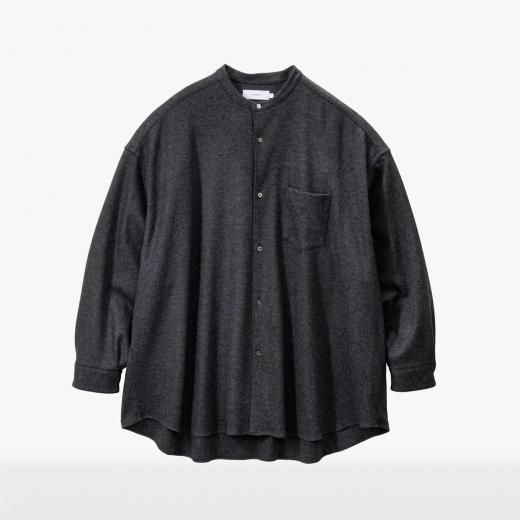 <img class='new_mark_img1' src='https://img.shop-pro.jp/img/new/icons1.gif' style='border:none;display:inline;margin:0px;padding:0px;width:auto;' />WOOL SMOOTH FLANNEL OVERSIZED BAND COLLAR SHIRT