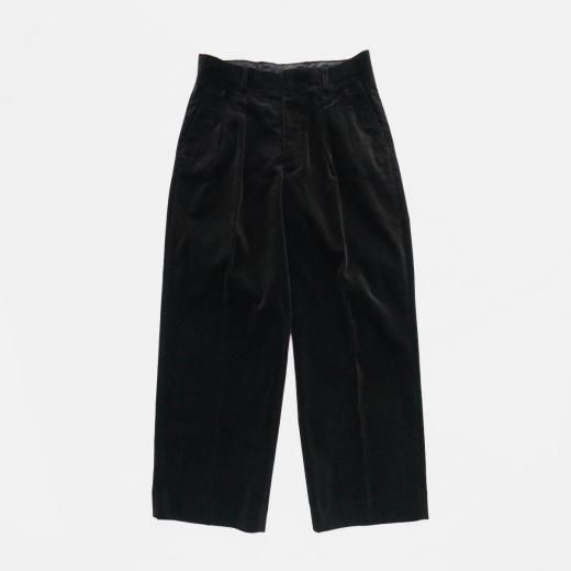 <img class='new_mark_img1' src='https://img.shop-pro.jp/img/new/icons1.gif' style='border:none;display:inline;margin:0px;padding:0px;width:auto;' />FINX COTTON CORDUROY WIDE TAPERED TROUSERS