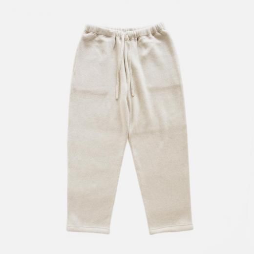 <img class='new_mark_img1' src='https://img.shop-pro.jp/img/new/icons1.gif' style='border:none;display:inline;margin:0px;padding:0px;width:auto;' />GOLDEN CASH SWEATPANTS